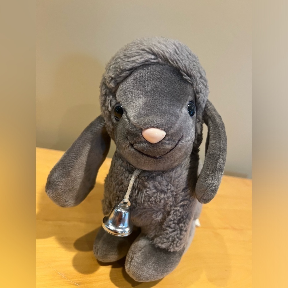 VINTAGE 1983 Graphics International Plush Gray Sheep-Lamb with Violet Eyes 9” - Picture 2 of 9